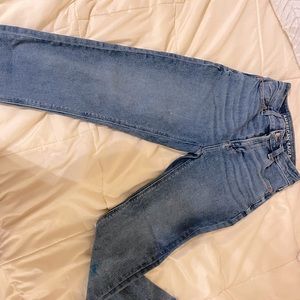 American Eagle stretch Mom Jeans